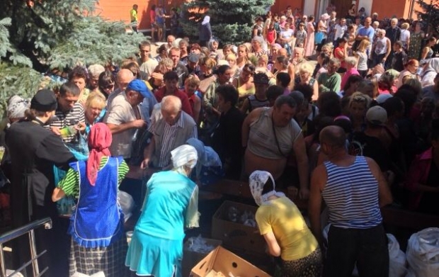 В Славянск и Николаевку привезли гуманитарную помощь от УПЦ