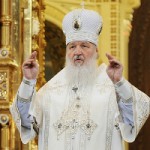 Патриарх Кирилл с  радостью о Воскресшем Спасителе .